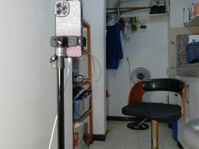 LiraRusso1 live webcam show