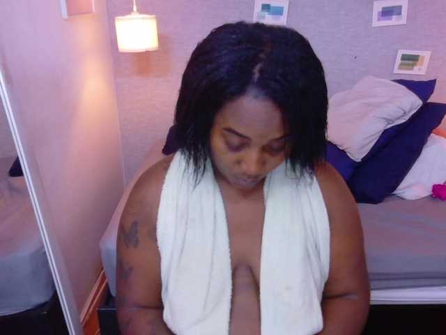 kiara-evanss live cam on BongaCams