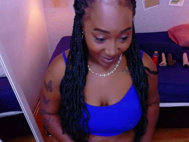 kiara-evanss live cam on BongaCams