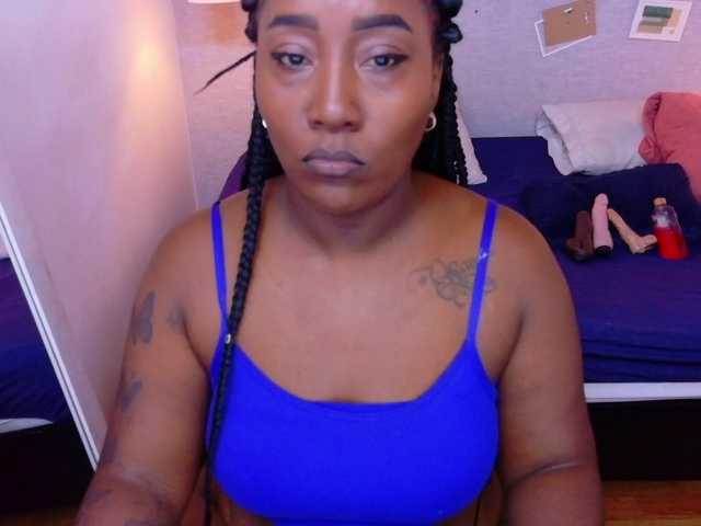 kiara-evanss live cam on BongaCams