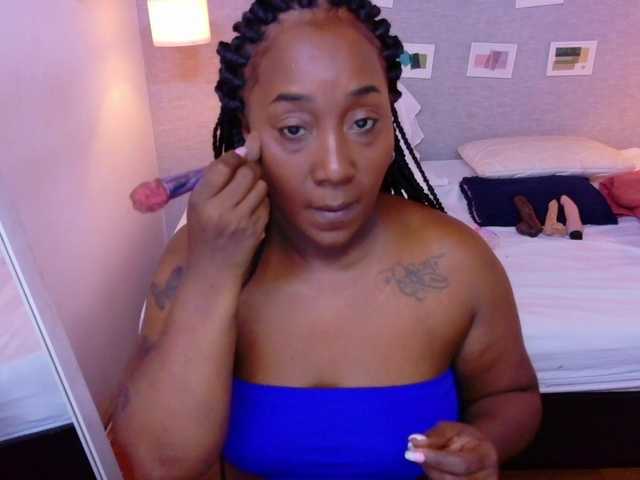 kiara-evanss live cam on BongaCams