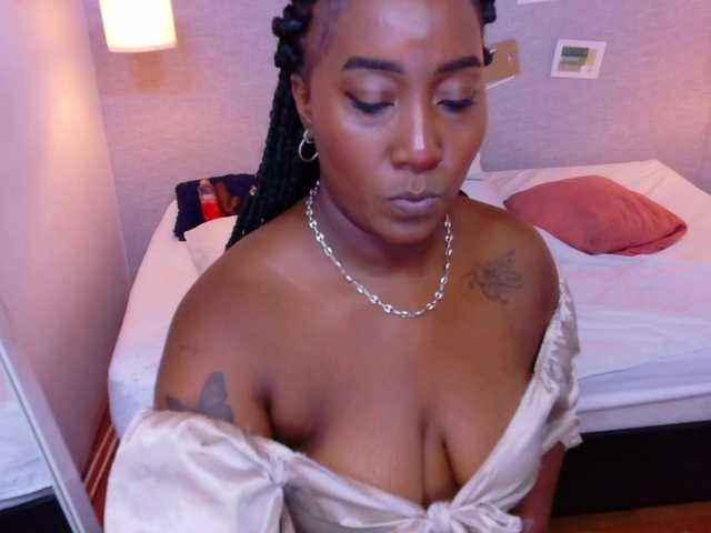 kiara-evanss Прямой эфир на BongaCams