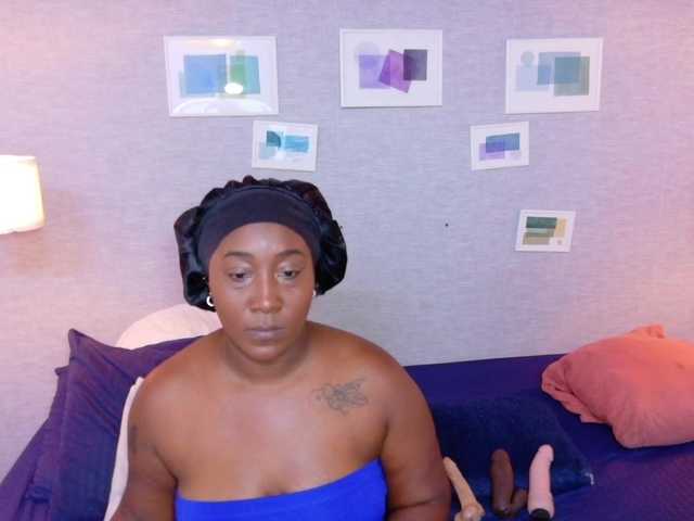 kiara-evanss live cam on BongaCams