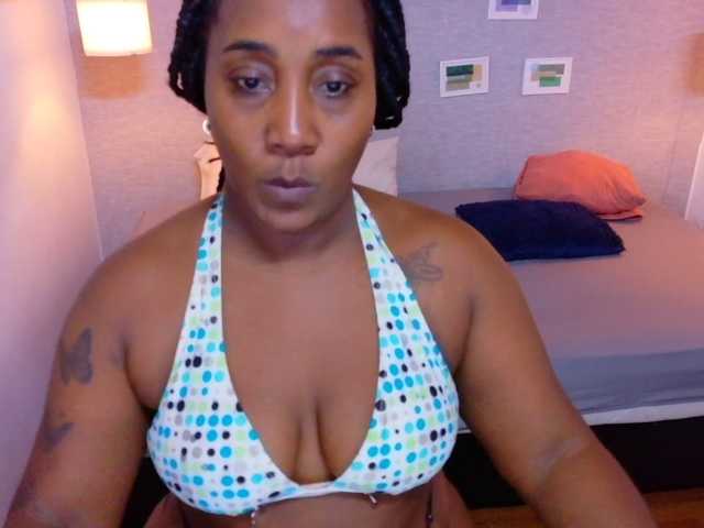 kiara-evanss live cam preview