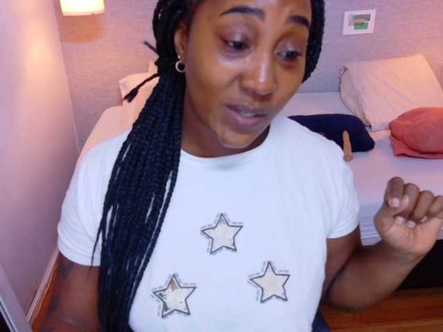 kiara-evanss live cam on BongaCams