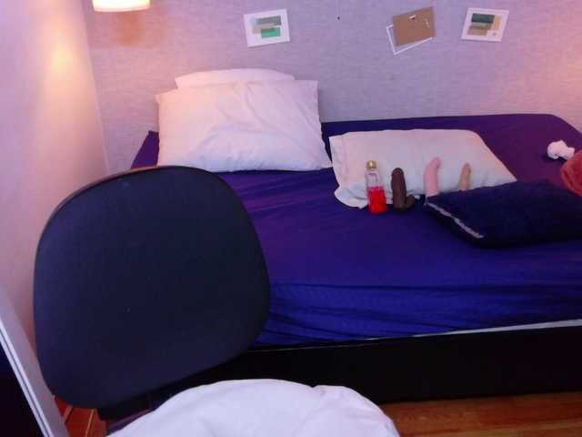 kiara-evanss live webcam show