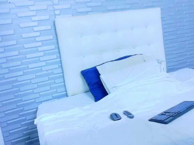 kiara-evanss live webcam show