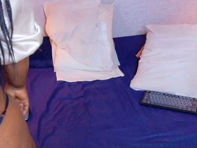 kiara-evanss live cam on BongaCams