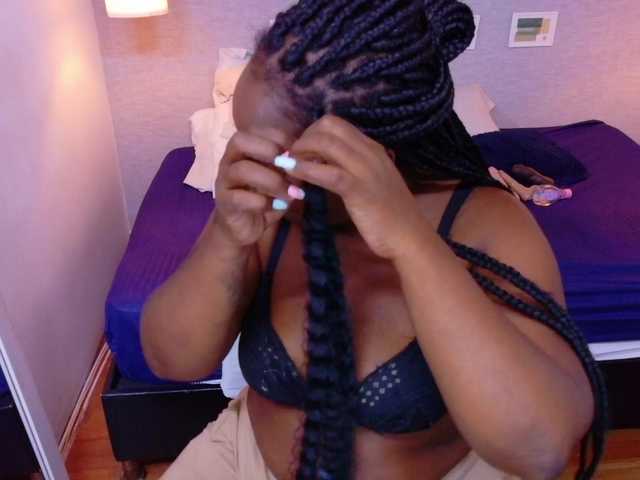 kiara-evanss live cam on BongaCams