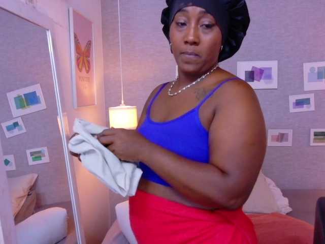 kiara-evanss's BongaCams show and profile