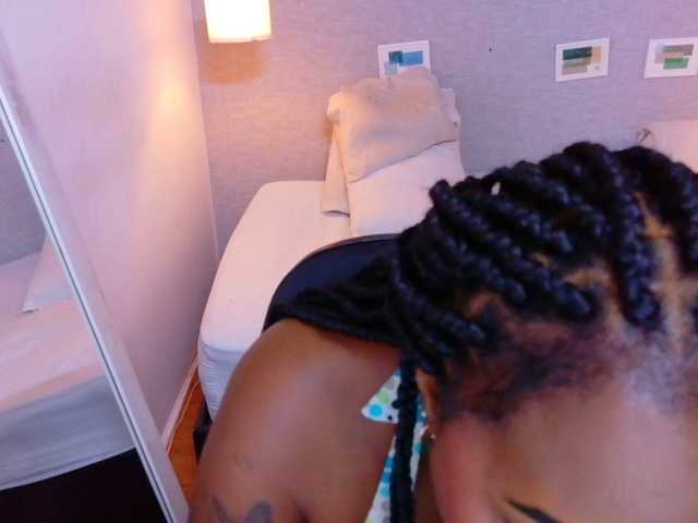 kiara-evanss live cam on BongaCams