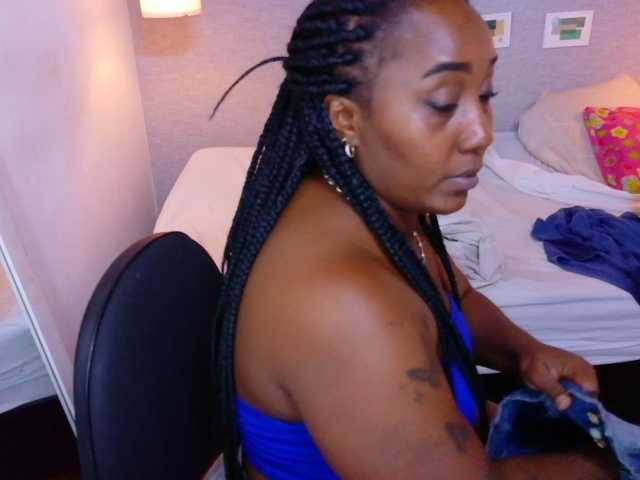 kiara-evanss, en directo ahora en BongaCams