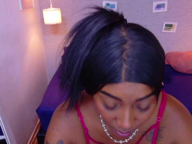 kiara-evanss live cam on BongaCams