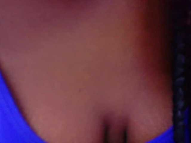 kiara-evanss live cam on BongaCams