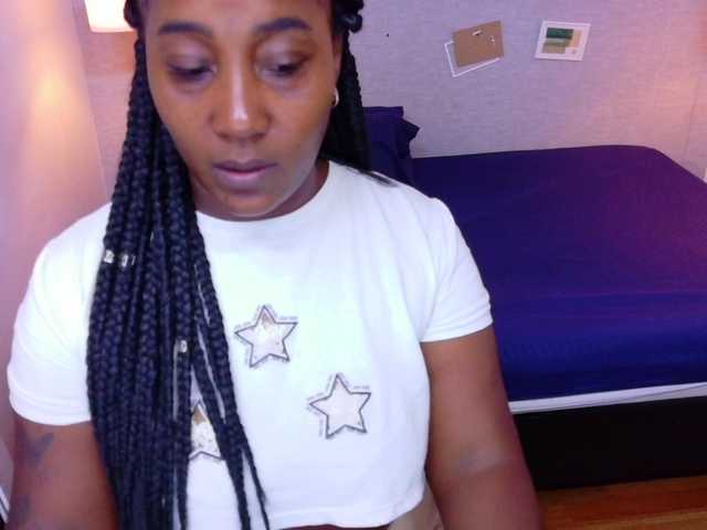 kiara-evanss live cam on BongaCams
