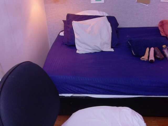 kiara-evanss live cam