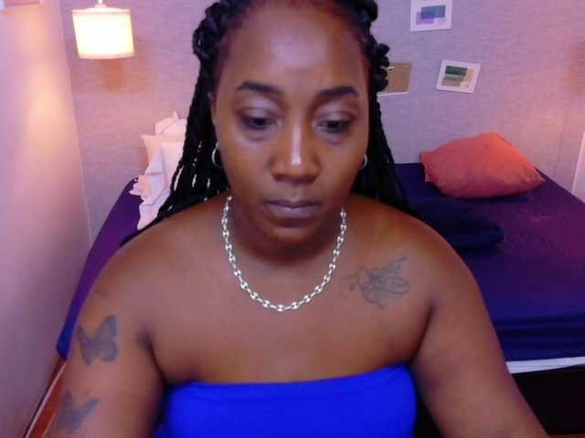 kiara-evanss live cam on BongaCams