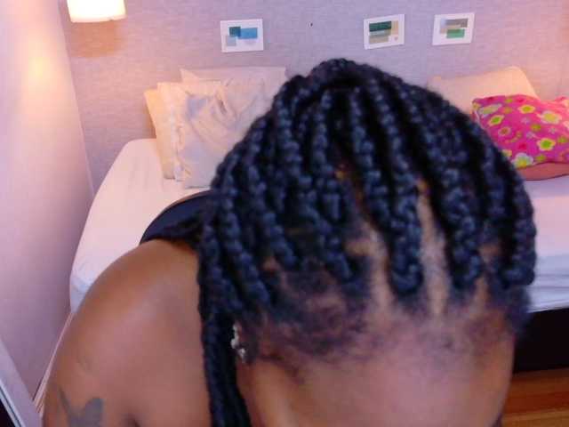 kiara-evanss live cam on BongaCams