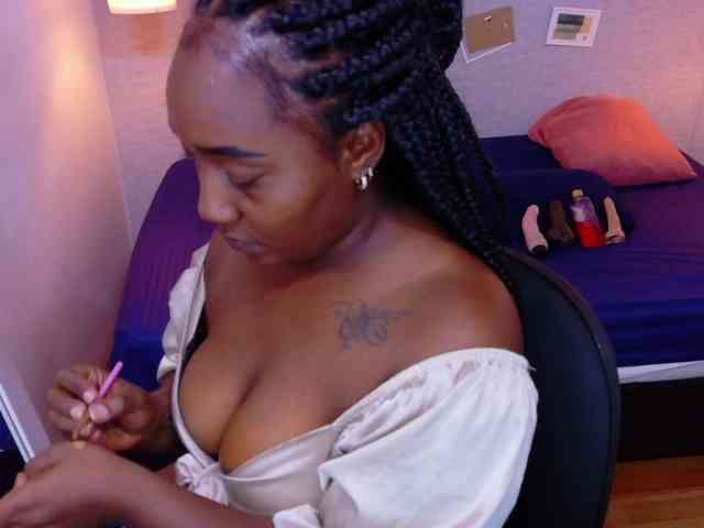 kiara-evanss webcam