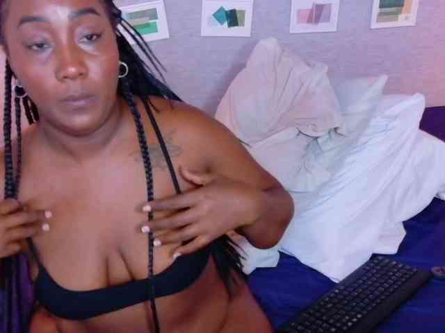 kiara-evanss Live Webcam on BongaCams
