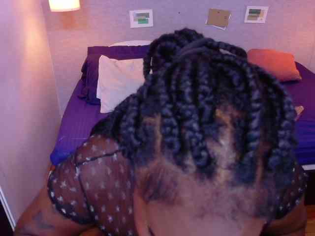 kiara-evanss Live Webcam on BongaCams