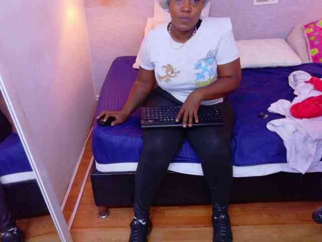 kiara-evanss webcam