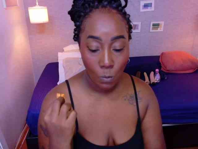 kiara-evanss Live Webcam on BongaCams