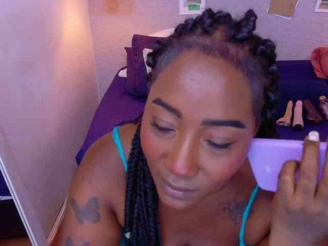kiara-evanss webcam