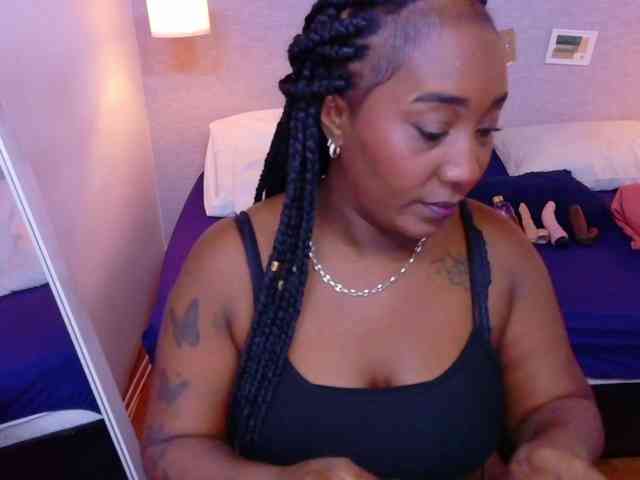 kiara-evanss webcam