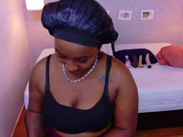 kiara-evanss webcam