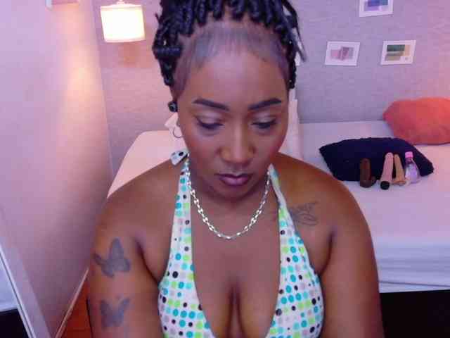 kiara-evanss webcam