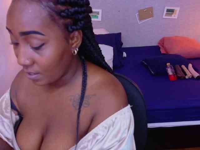 kiara-evanss webcam
