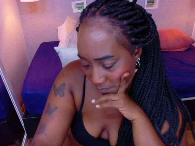 kiara-evanss Live Webcam on BongaCams