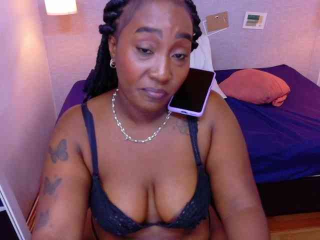 kiara-evanss webcam