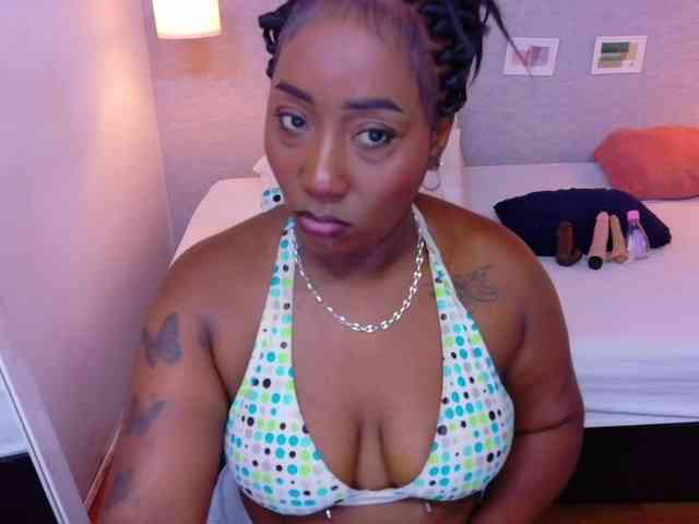 kiara-evanss webcam