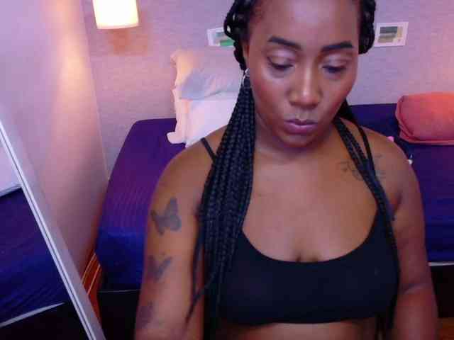 kiara-evanss Live Webcam on BongaCams