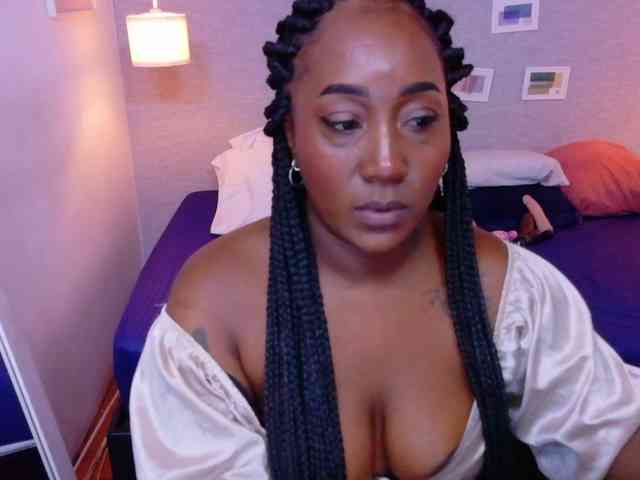 kiara-evanss Live Webcam on BongaCams