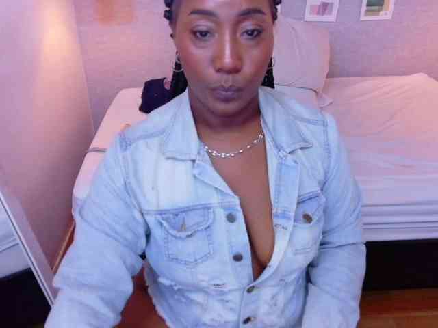 kiara-evanss webcam