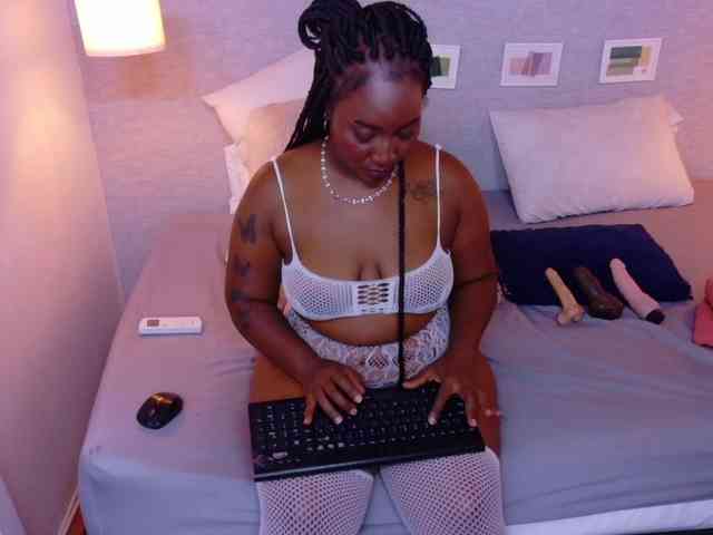 kiara-evanss webcam