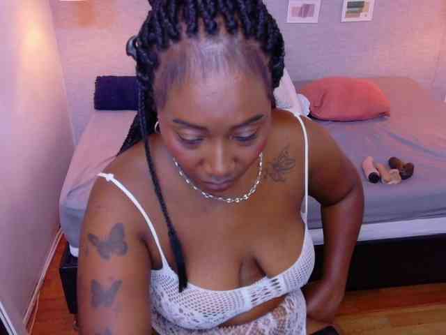 kiara-evanss webcam