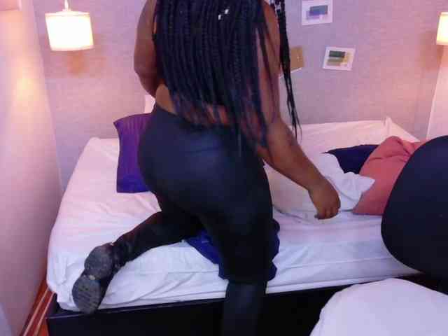 kiara-evanss Live Webcam on BongaCams