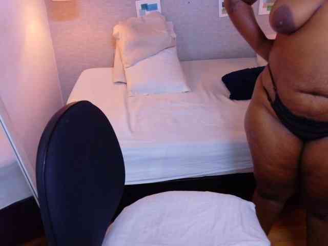 kiara-evanss webcam