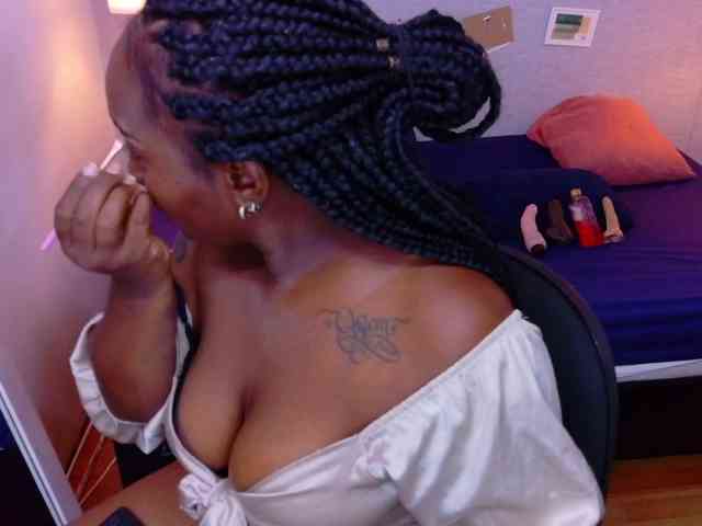 kiara-evanss webcam