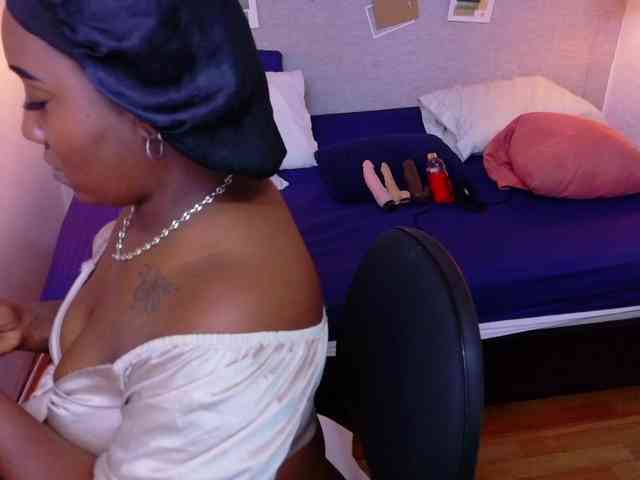 kiara-evanss webcam