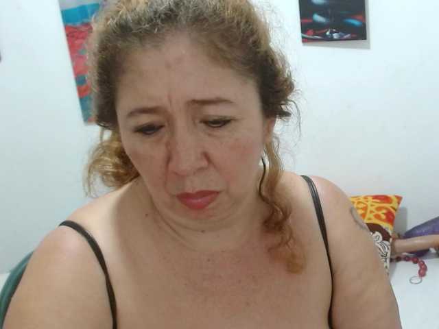 Valentina-mature live cam