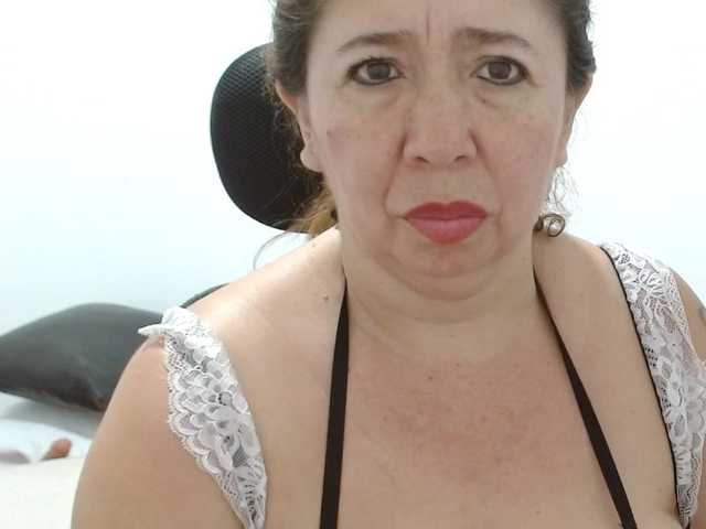 Valentina-mature live cam preview