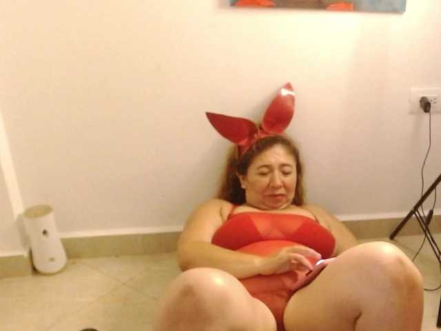 Valentina-mature live cam preview