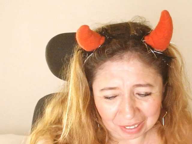 Valentina-mature