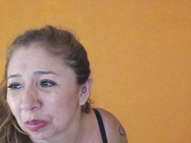 Valentina-mature live cam