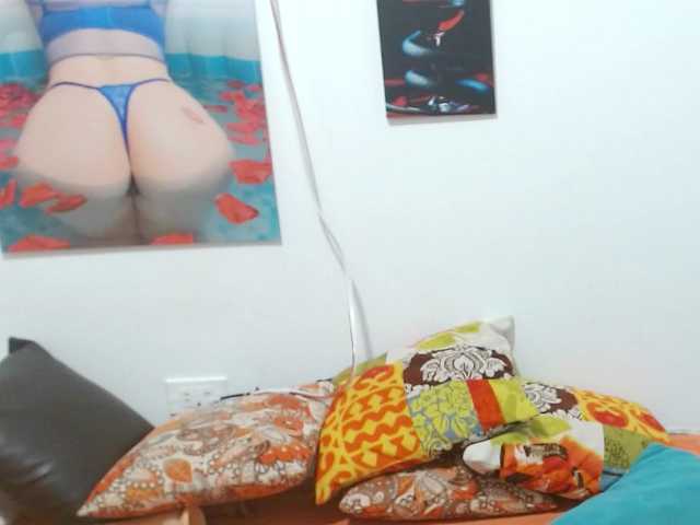 Valentina-mature live cam on BongaCams